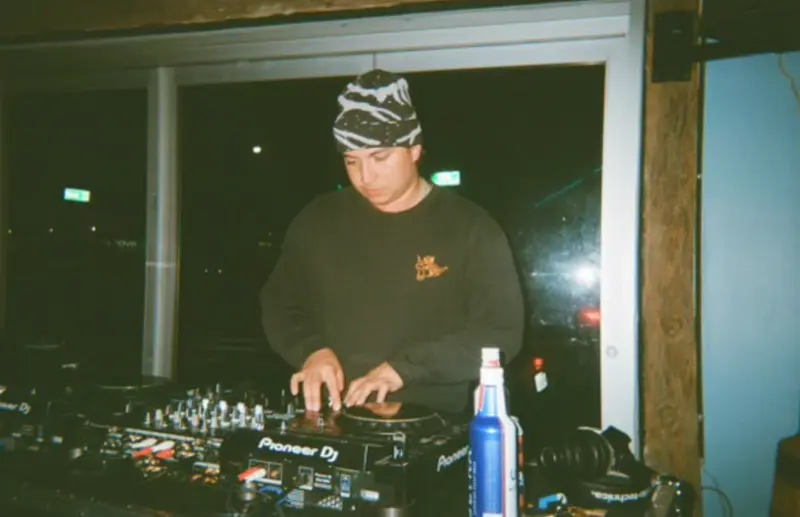 DJ Cuatro