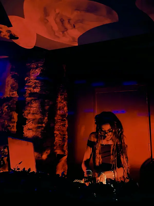 DJ AVA LEWIS gallery 2