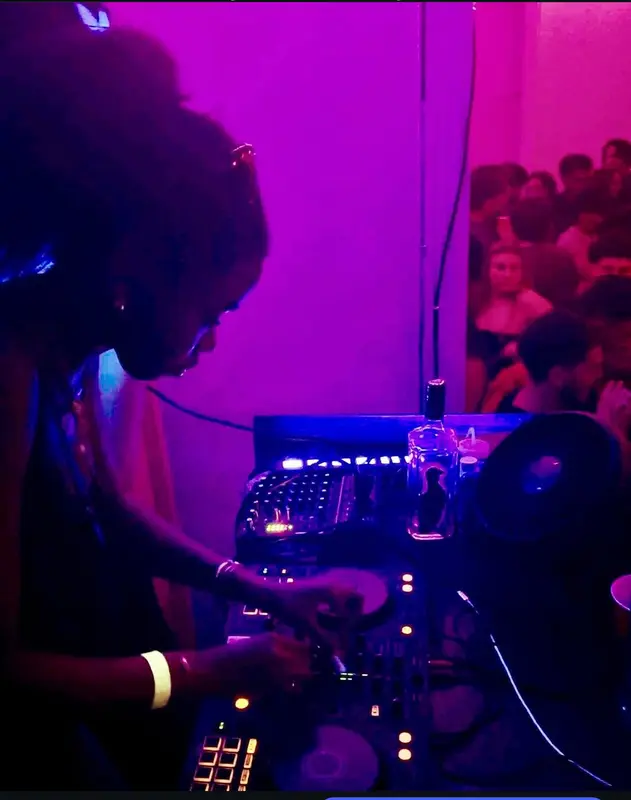 DJ AVA LEWIS gallery 5