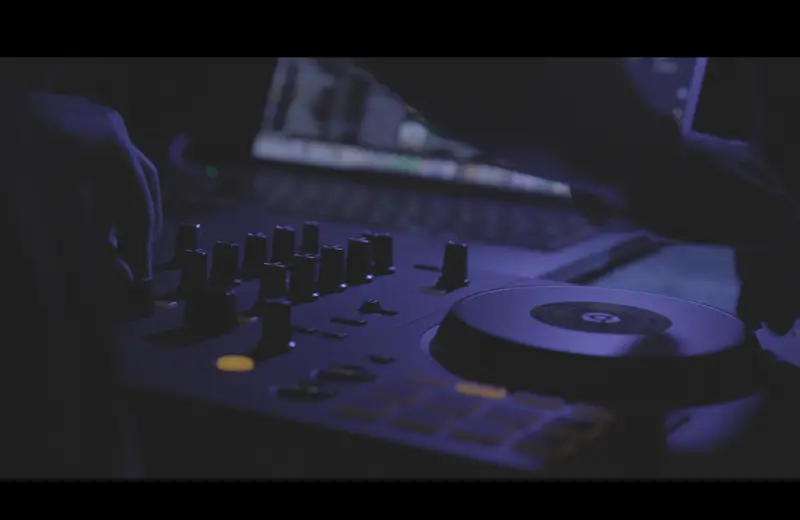 DJ Sarah