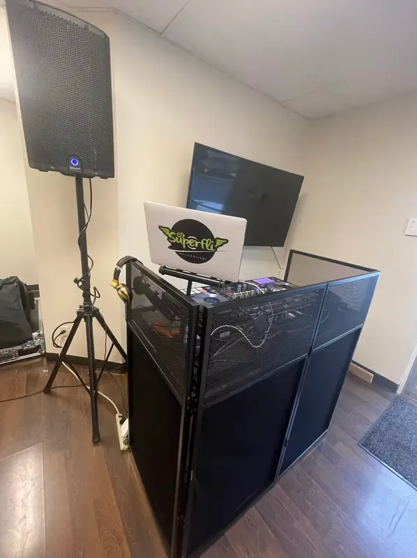 DJ Superfli