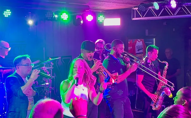 12 Piece Band full horns and extra vocalists