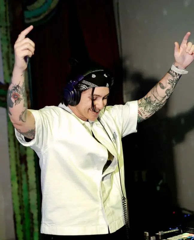 DJ Annalxg gallery 2