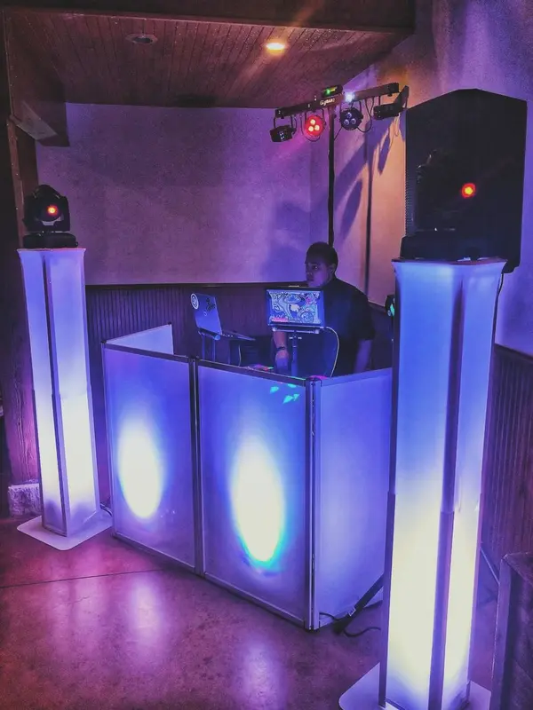 DJ Rynel Open-Format DJ/Producer/Graphic Artist gallery 3