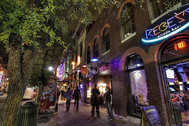 Recess Arcade Bar gallery 4