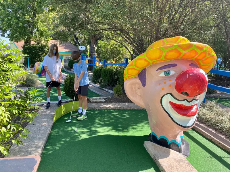 Peter Pan mini golf gallery 2