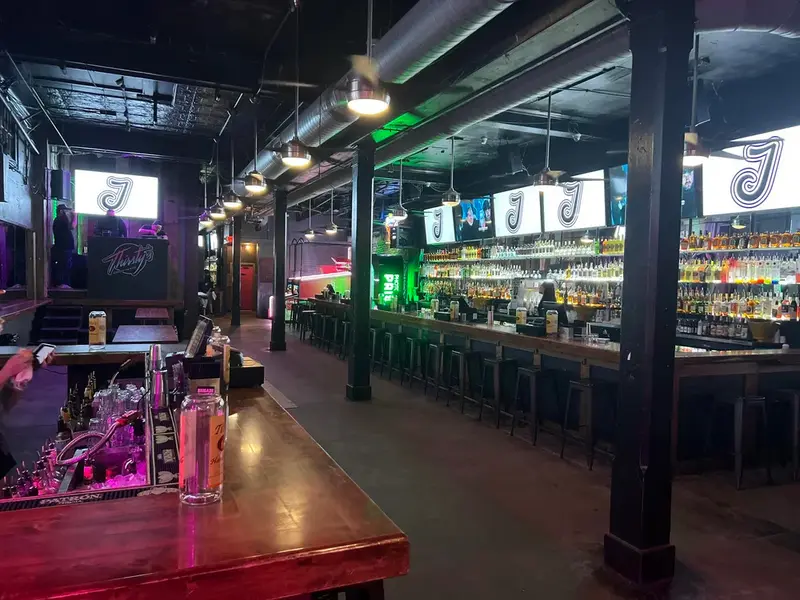 Thirsty's gallery 2