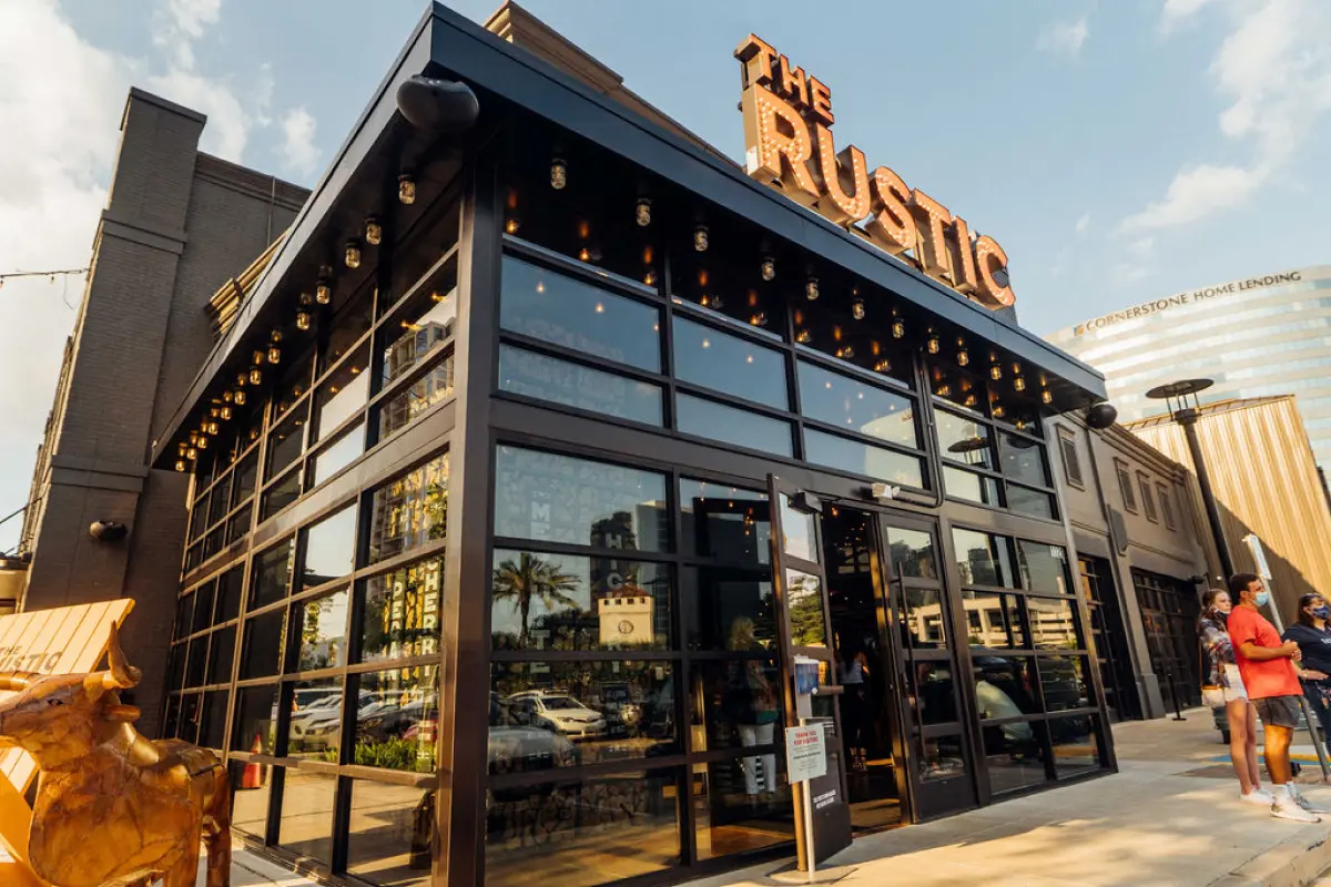 The Rustic Uptown Park gallery 5