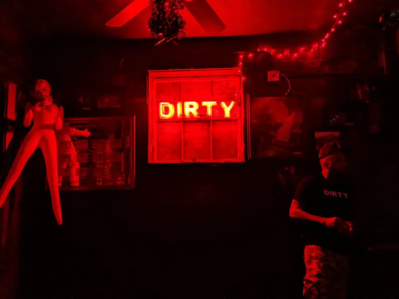 Dirty Bill's gallery 3