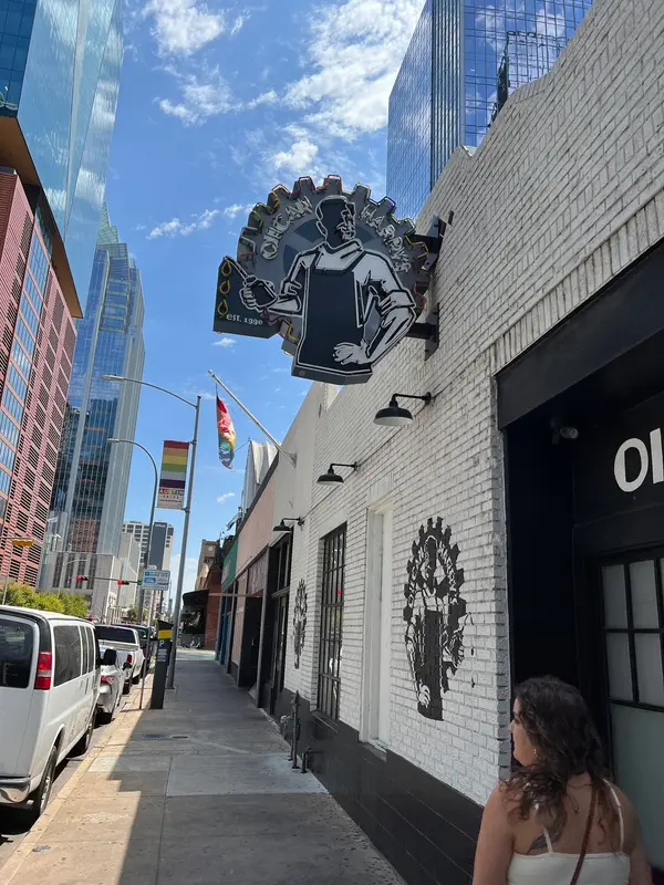 Oilcan Harry’s gallery 4