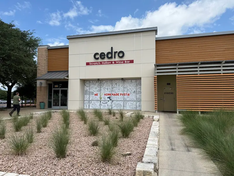 Cedro Scratch Italian & Wine Bar gallery 2