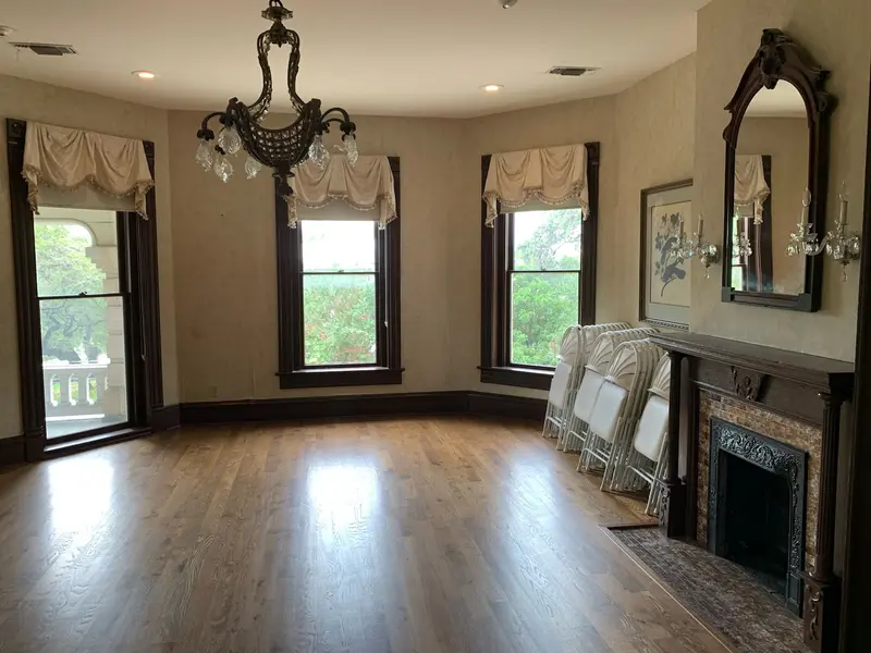 The Caswell House gallery 4