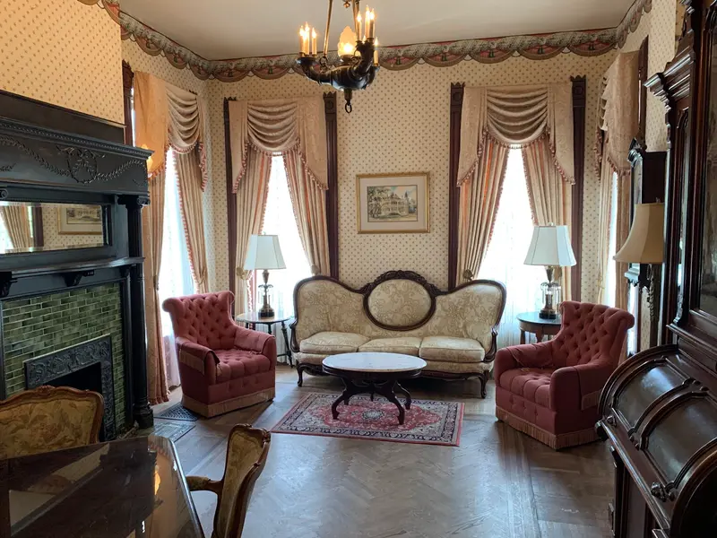 The Caswell House gallery 5