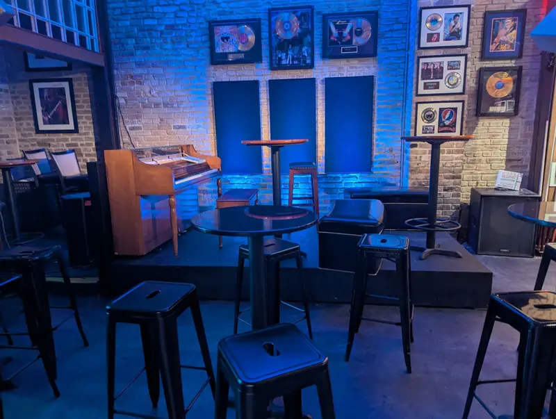 Maggie Mae's