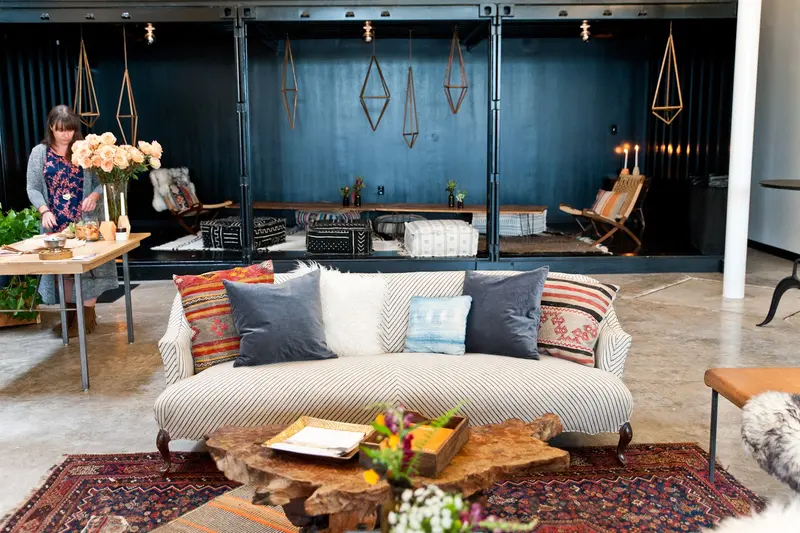 Peached Social House gallery 2