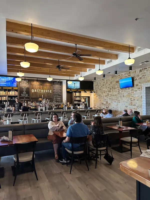 Oasthouse Kitchen + Bar gallery 2