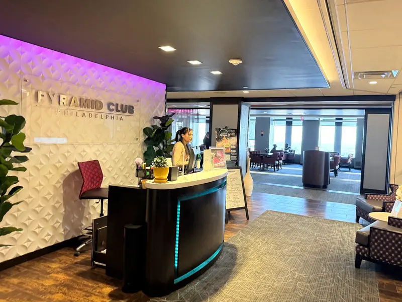 Pyramid Club gallery 2