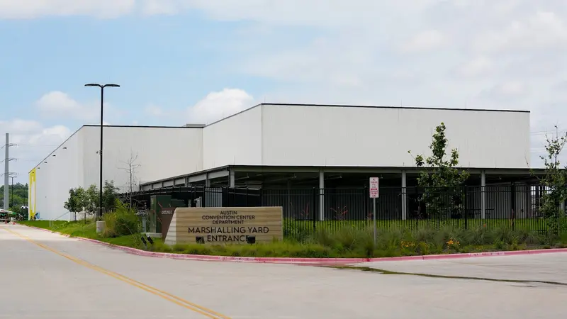 Austin Convention Center Marshalling Yard gallery 4