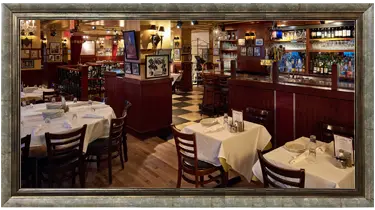Carmine's Times Square gallery 2