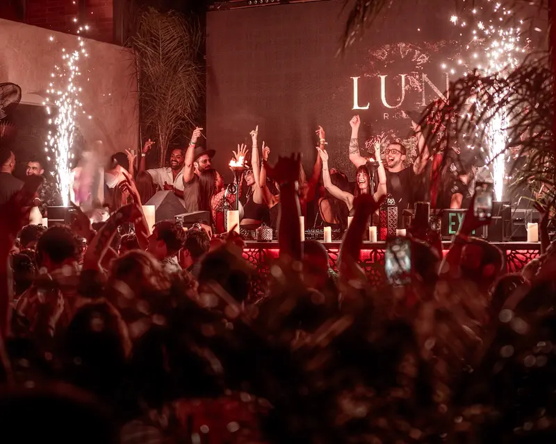 LUNA Rooftop gallery 3