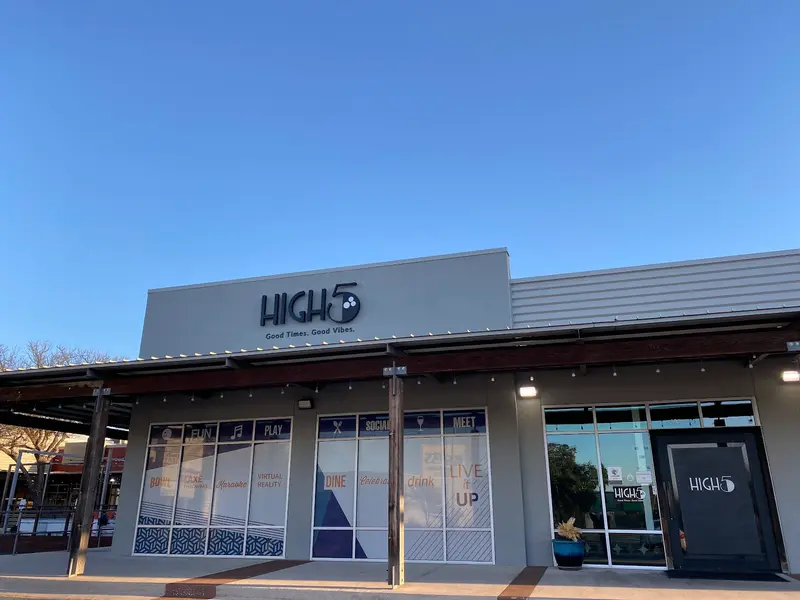 High 5 Exchange gallery 5