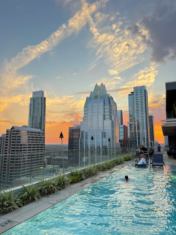 Azul Rooftop gallery 3