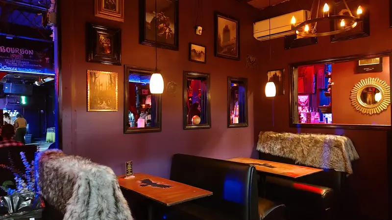 Crow Bar gallery 5