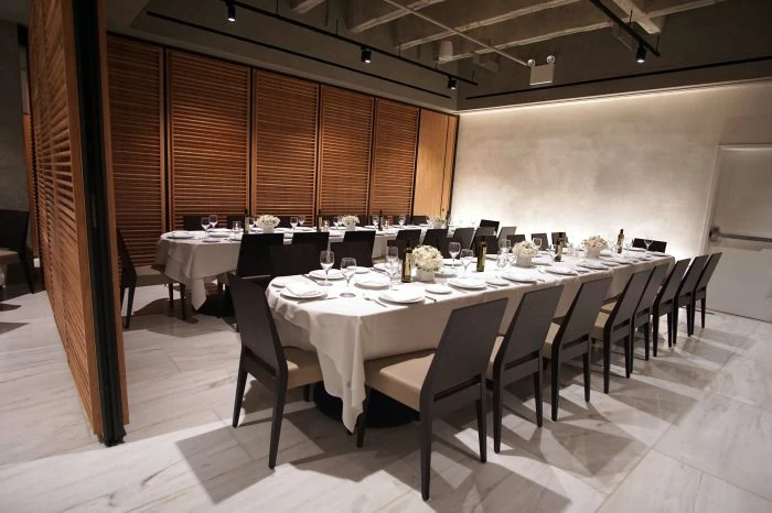 Estiatorio Milos Midtown gallery 4