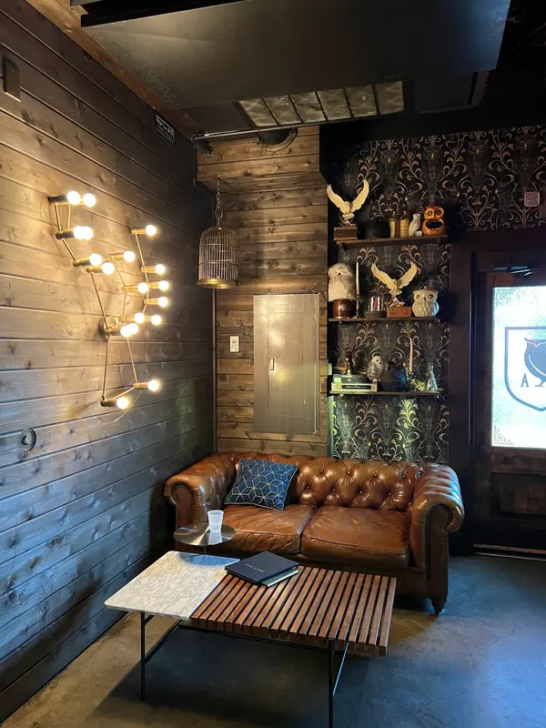 Hoot & Annie gallery 5