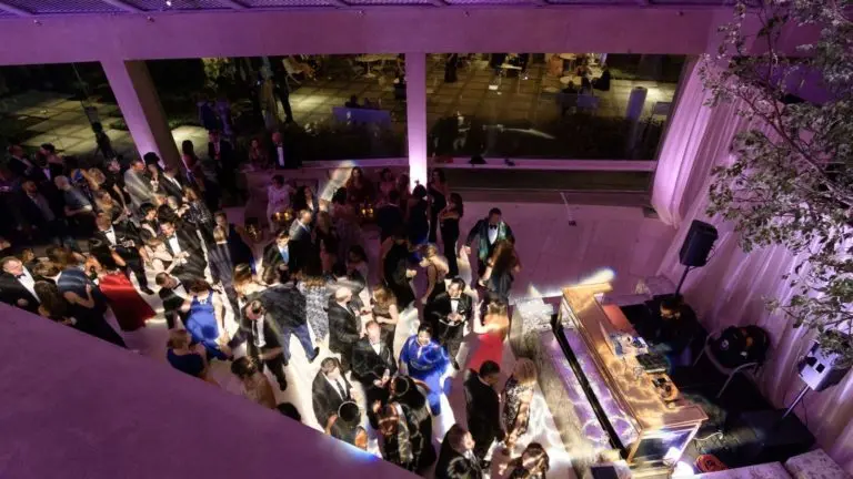 Morton H. Meyerson Symphony Center gallery 3