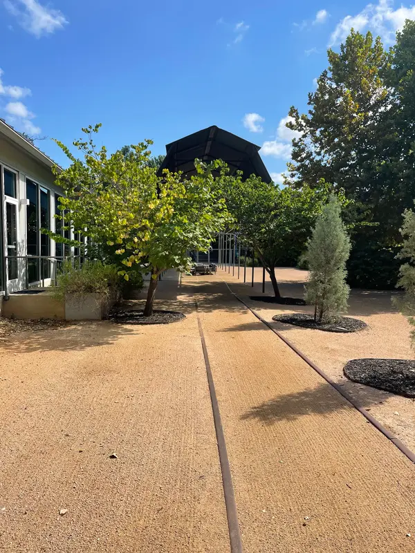 Springdale Station gallery 2
