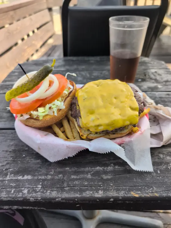 Billy's On Burnet gallery 4