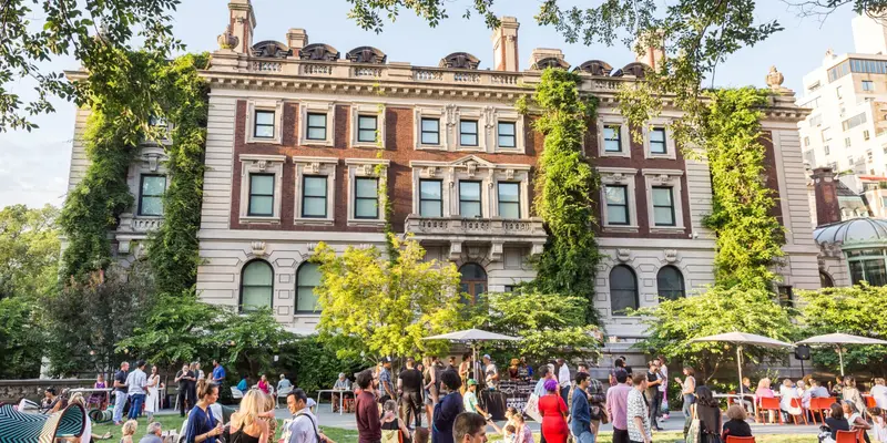 Cooper Hewitt, Smithsonian Design Museum gallery 2