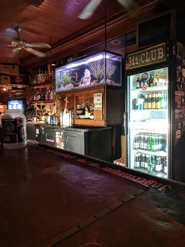 311 Club gallery 5