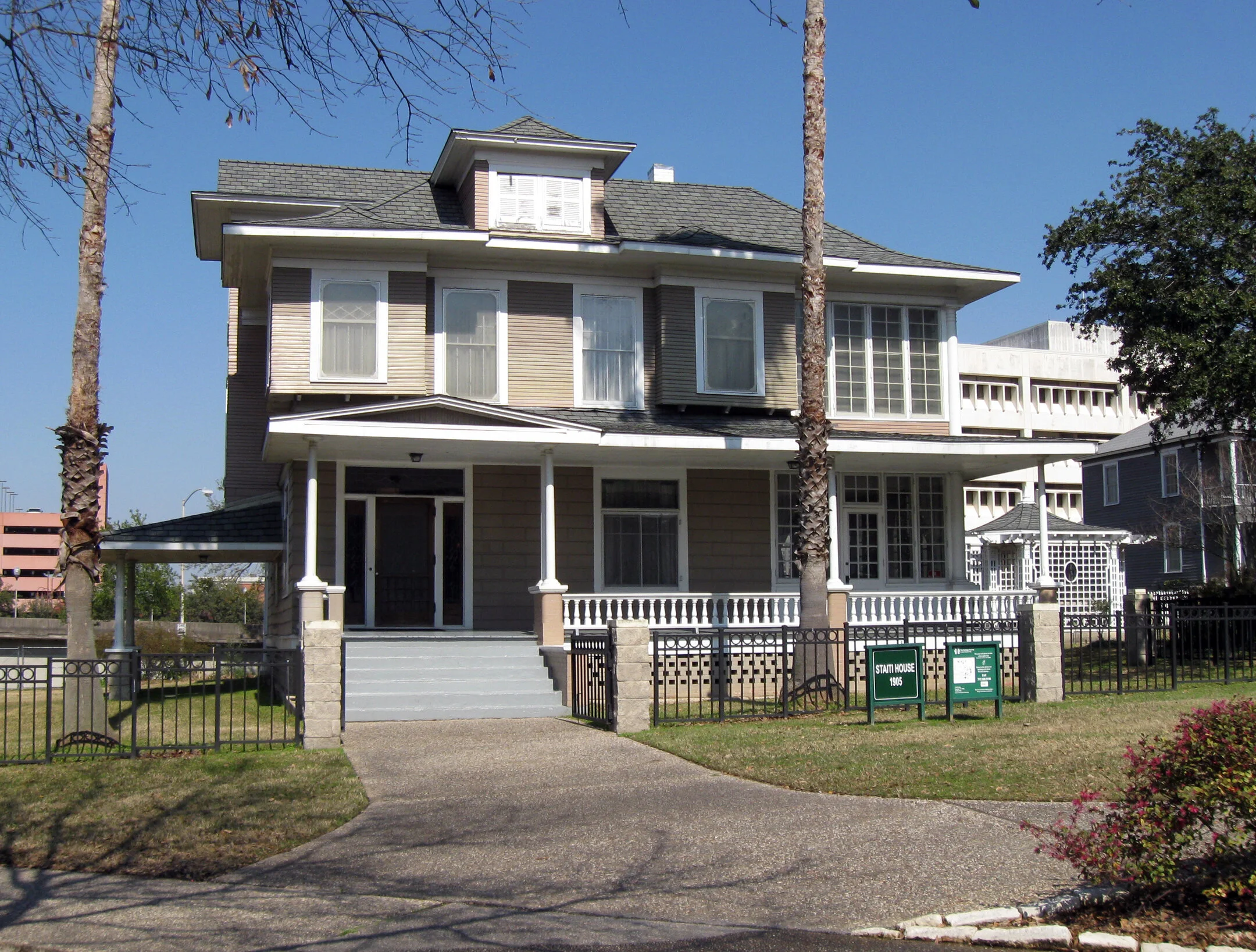 The Heritage Society at Sam Houston Park