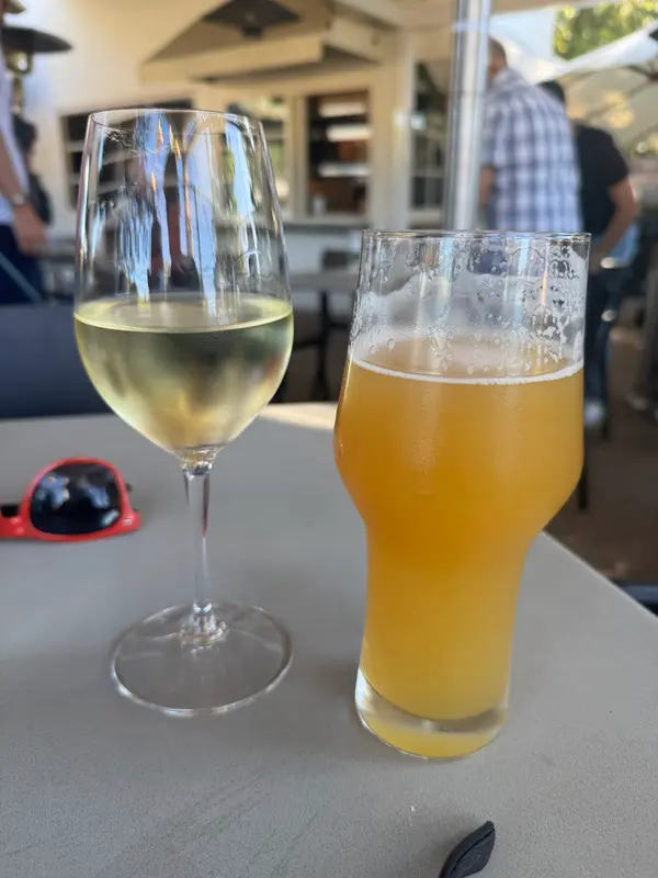 Flo’s Wine Bar and Bottle Shop gallery 2